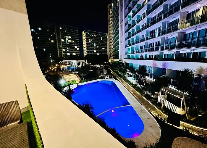 Scr Glamourinetflixibalconyicozy Manila